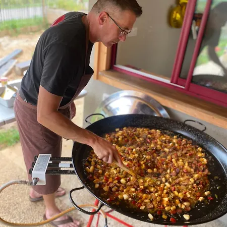 مكان تخييم Le Mondou